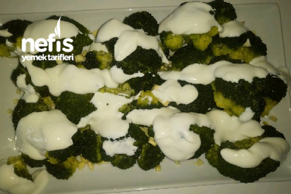 Yoğurtlu Sarımsaklı Brokoli