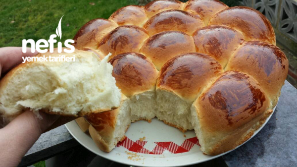 Yumuşacik Sütlü Ekmekler