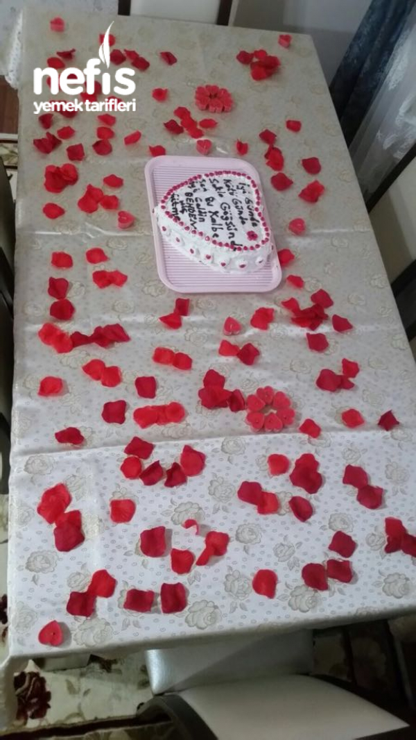 Buğday Nişastalı Yaş Pasta Nefis Yemek Tarifleri 4242466