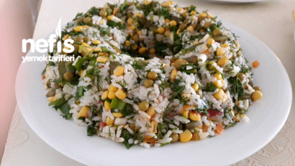 Pirinc Salatası