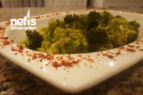 Sumaklı Brokoli Salatası Tarifi