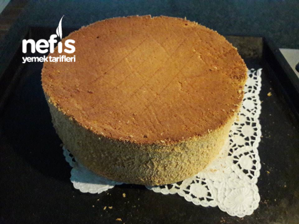 İki Katlı Yaş Pasta Nefis Yemek Tarifleri 4259613