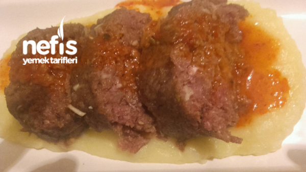 Rosto Köfte (Patates Püresi Eşliğinde) - Nefis Yemek Tarifleri