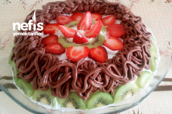 Yaş Pasta Nefis Yemek Tarifleri 4268433