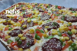 Üç Katlı Kolay Pizza Tarifi