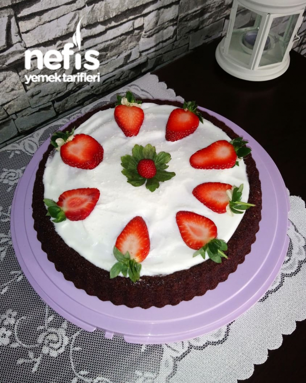 Kakaolu Çilekli Kek (Gül Sen Hep Gül) Nefis Yemek Tarifleri