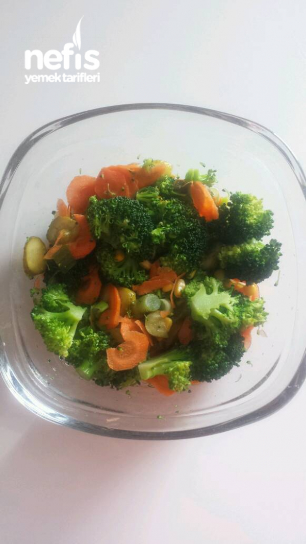Karisik Brokoli Salata