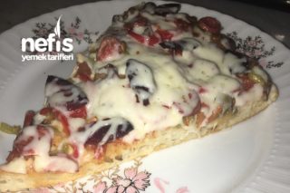 Yumuşacık Hamurla Pizza Tarifi