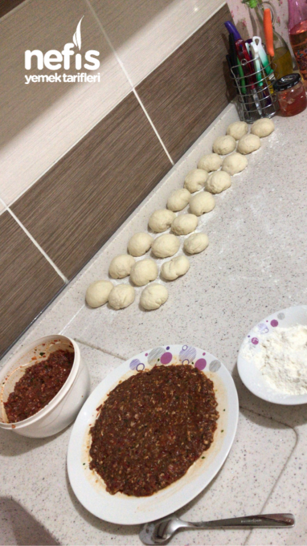 Dışarıda Lahmacun Yemeye Son !