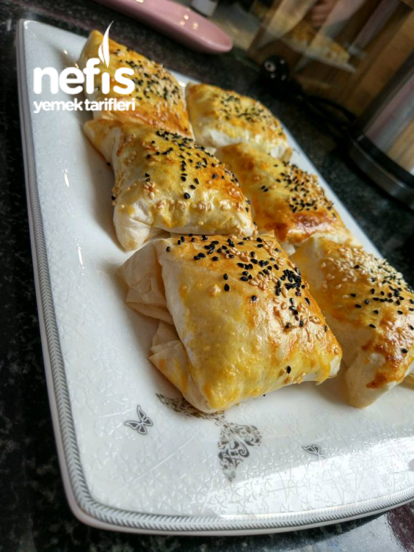 Puf Puf Kabaran Sönmeyen Çıtır Kıymalı Patatesli Börek (mutlaka deneyin)