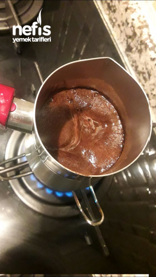 Köpüklü Orta Şeker Türk Kahvesi Nefis Yemek Tarifleri