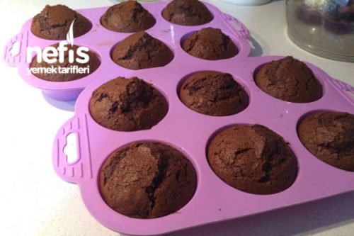 Yumuşacık Kakaolu Muffin Tarifi Videosu Yumuşacık Kakaolu Muffin Tarifi Videosu