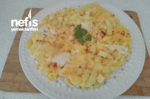 Pratik Yumurtalı Patates (5 Dakikalık Lezzet) Tarifi