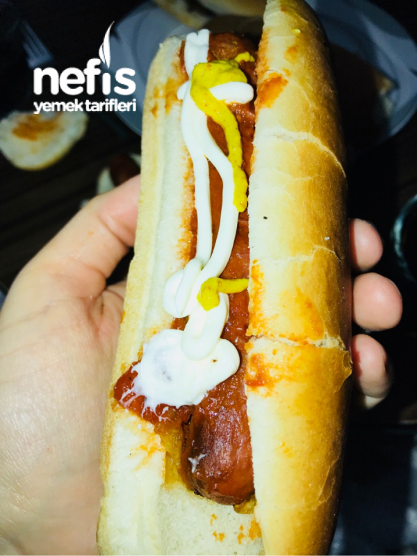 Hot Dog (Sosisli Sandviç)