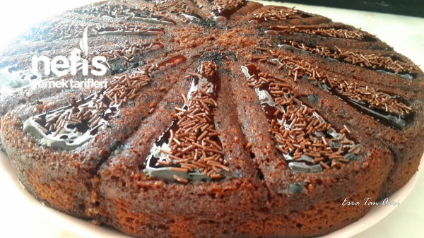 Υγρό κέικ με γεύση Brownie (Σε φόρμα)