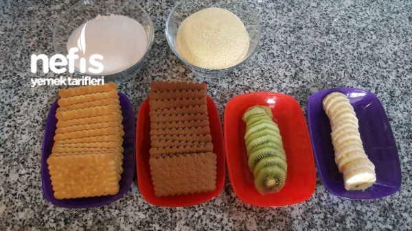 Kolay Bisküvili İrmikli Pasta Nefis Yemek Tarifleri