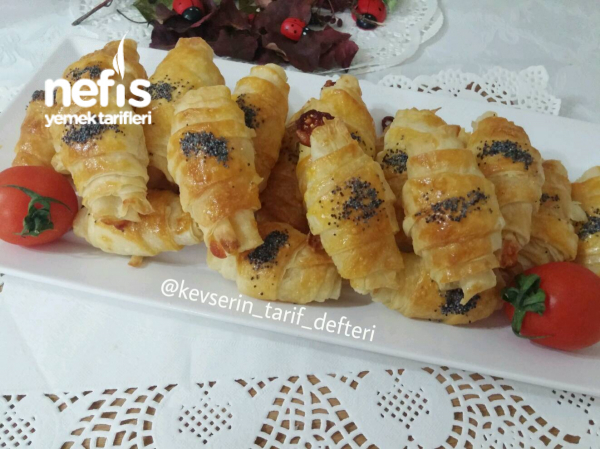 5 Dakikada Puf Puf Kabaran Çıtır Çıtır Sodalı Börek (Yendi Bitti)