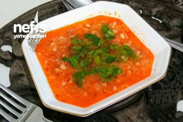 Bulgurlu Lahana Çorbası