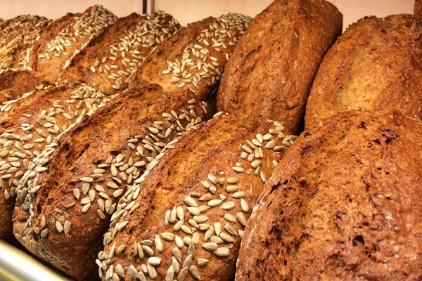 Tam Tahıllı Ekmek Nedir, İçindekiler Nelerdir? Kalori ve Besin Değeri Tarifi
