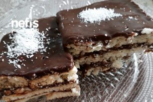Ev Yapımı Pudingle Enfes Bisküvili Pasta Videosu Ev Yapımı Pudingle Enfes Bisküvili Pasta Videosu