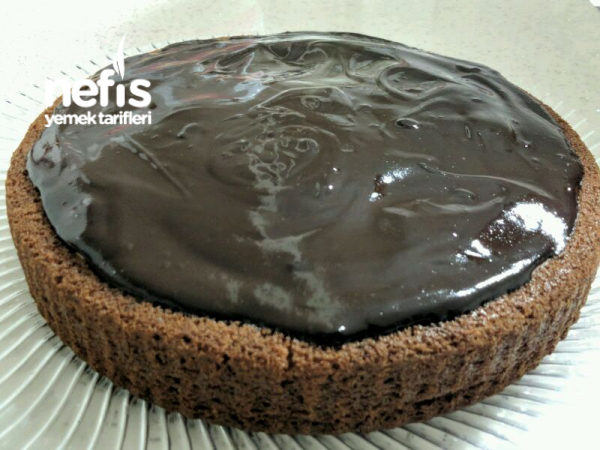 Tart Kalıbında Ağlayan Pasta Nefis Yemek Tarifleri 4371518