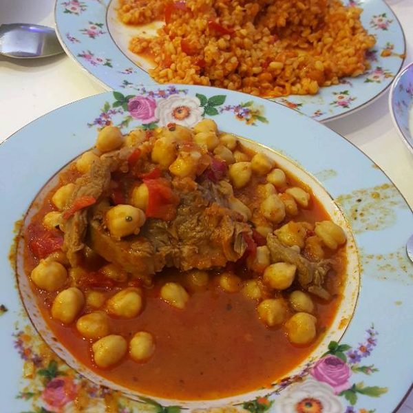 Düdüklüde Parmak Yedirten Etli Nohut (Püf Noktalarıyla Harika Nohut