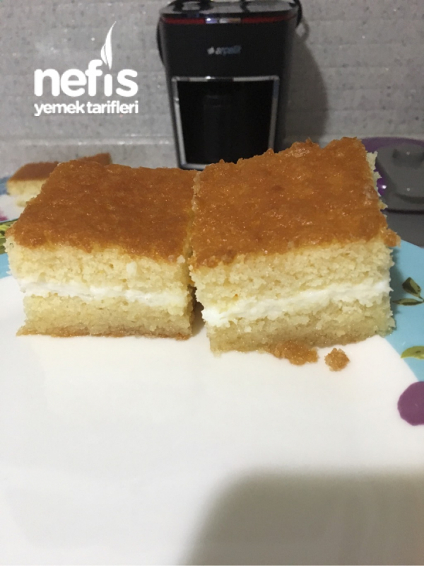 Ağdalı Yaş Pasta Nefis Yemek Tarifleri