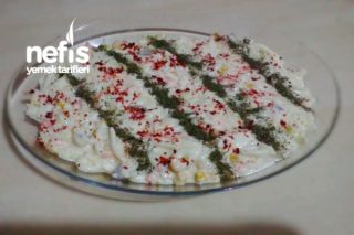 Kabaklı Havuçlu Erişte Salatası Tarifi