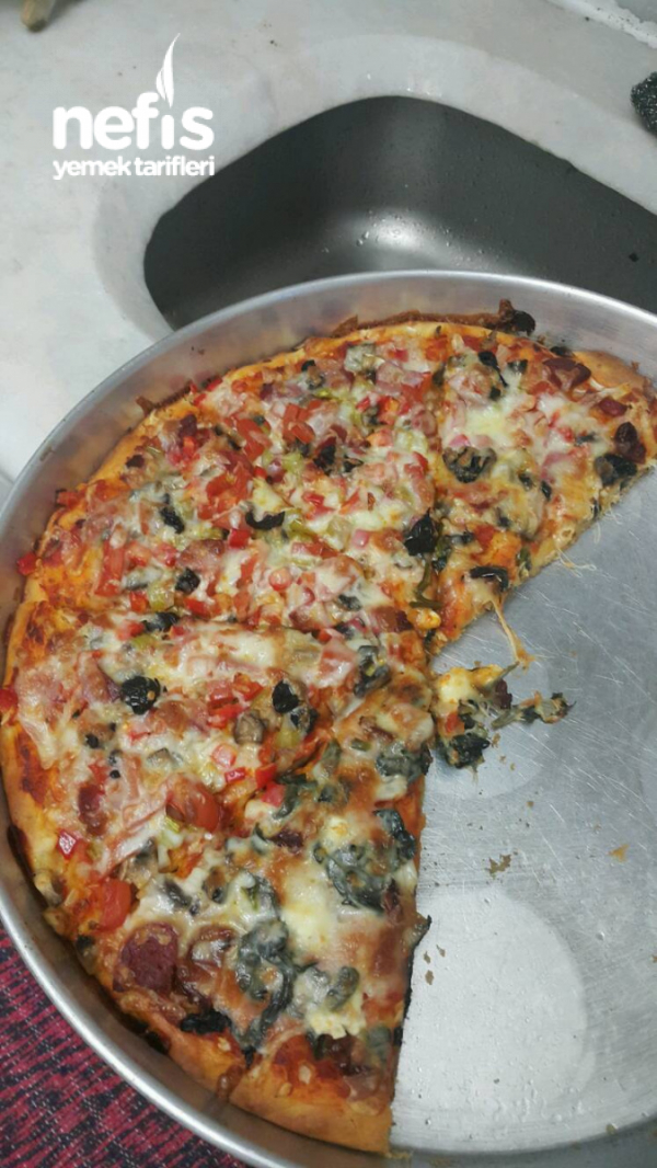 Pizza Nefis Yemek Tarifleri 4117572