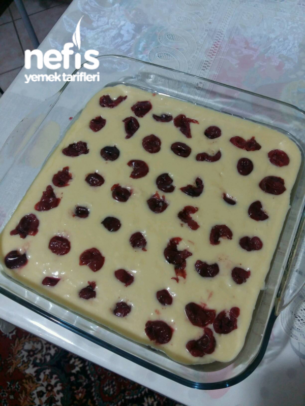 Vişneli Kek Nefis Yemek Tarifleri 4393142