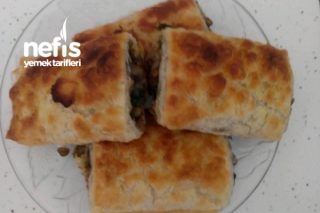 Baklava Yufkasından Mercimekli Börek Tarifi