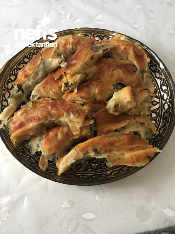 Kıvrım Börek (El Açması) Nefis Yemek Tarifleri