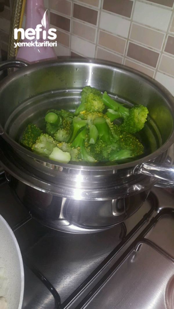 Misafirlerimin Vazgeçilmezi Yoğurtlu Brokoli