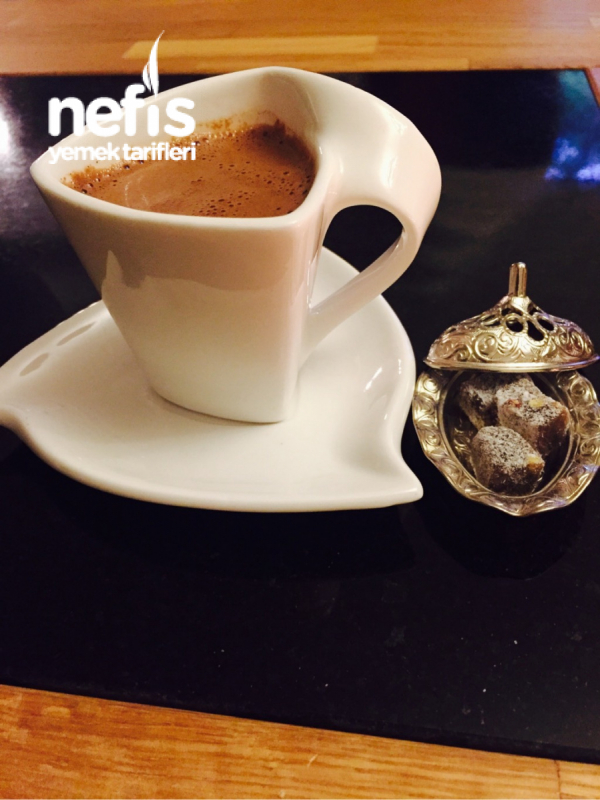 Nutellalı Türk Kahvesi ( Bol Köpüklü)