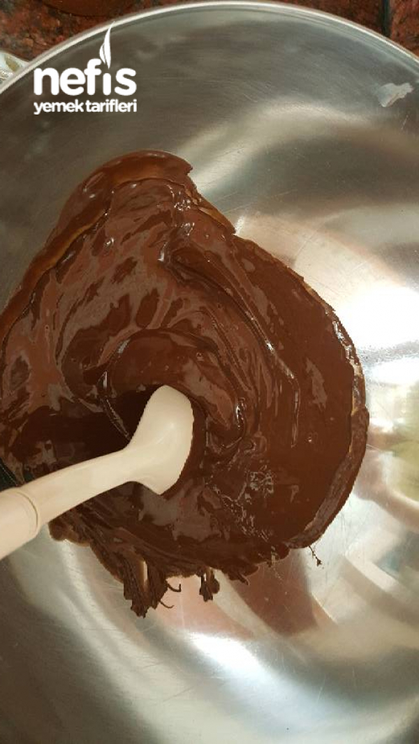 Kahveli Karamel Dolgulu Çikolata( Denemeye Değer)