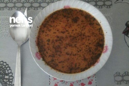 Şehriyeli Domates Çorbası Tarifi