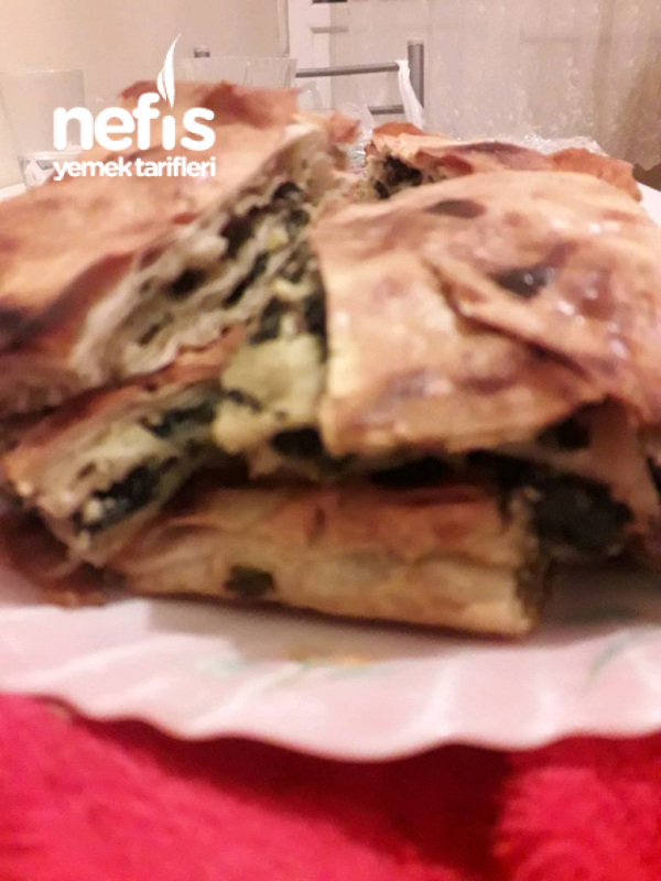 Ispanaklı Peynirli Börek