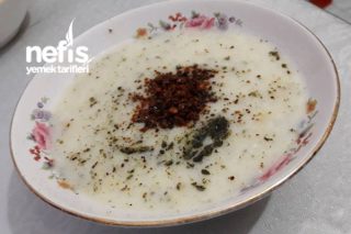 Kalmış Pirinç Pilavından Yayla Çorbası Tarifi
