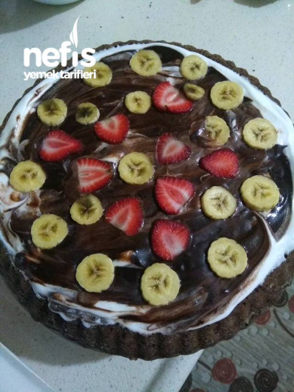 Tart Kalıbında Ağlayan Pasta Nefis Yemek Tarifleri 4487290