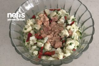 Ton Balıklı Karnıbahar Salatası Tarifi
