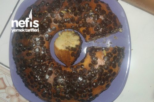 Portakal Aromalı Damla Çikolatalı Kek Tarifi