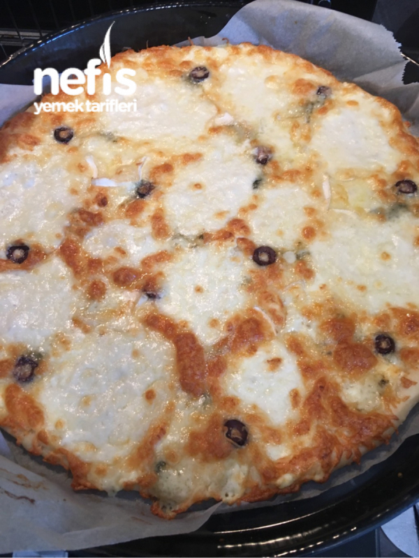 4 Peynirli Pizza ( 4 Fromages pizza )