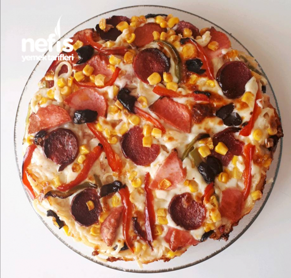 Bol Malzemos Makarna Pizza (Olurmu Demeyin Çok Lezzetli) Nefis Yemek