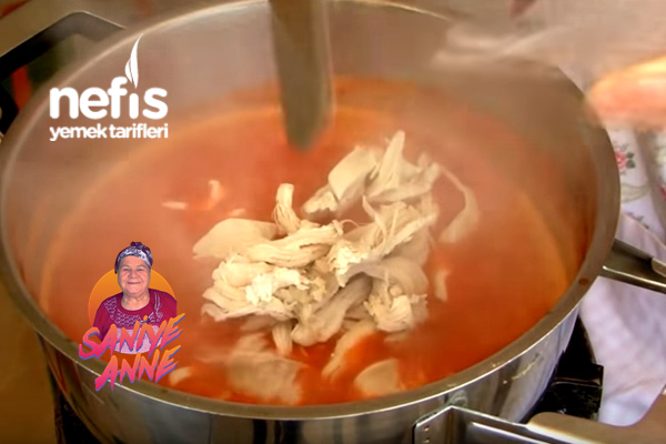 Domatesli Tavuk Çorbası (videolu)
