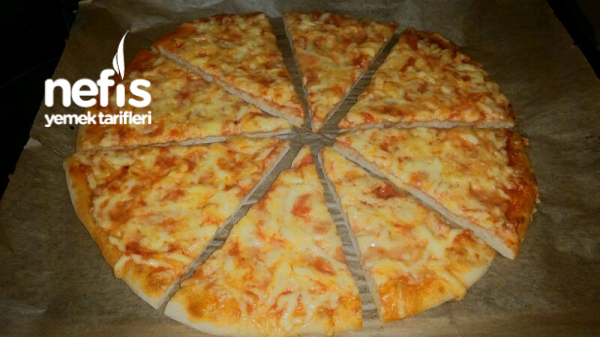 Peynirli İnce Pizza