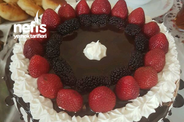 Yaş Pasta Nefis Yemek Tarifleri 4516014