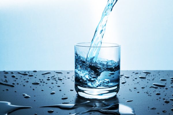 Japon Su Terapisi Güne Su İçerek Başlayın ve Farkı Hissedin Tarifi