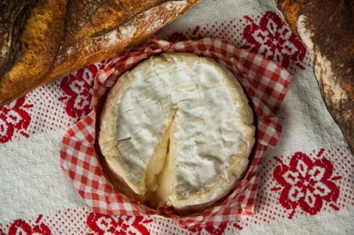 Camembert Peyniri Nasil Yenir Nefis Yemek Tarifleri