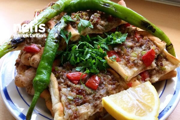 Kayseri Develi Cıvıklı Pidesi (Adına Ferman Yazılan İlk Pide) Tarifi