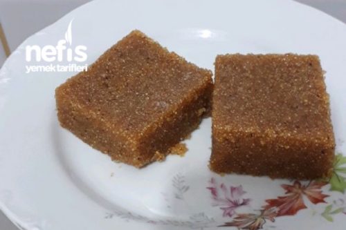 Kolay irmik helvası tarifi Kolay irmik helvası tarifi